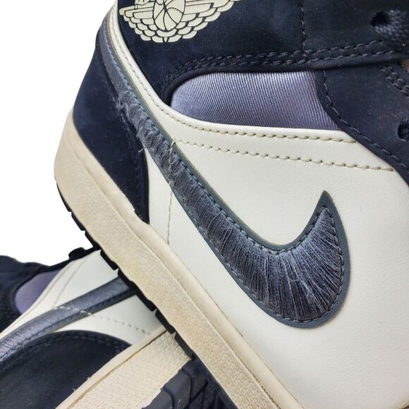 NIKE Shoes AIR JORDAN 1 MID SE Mens Size 11 Satin Smoke Gray Sneaker 852542-011